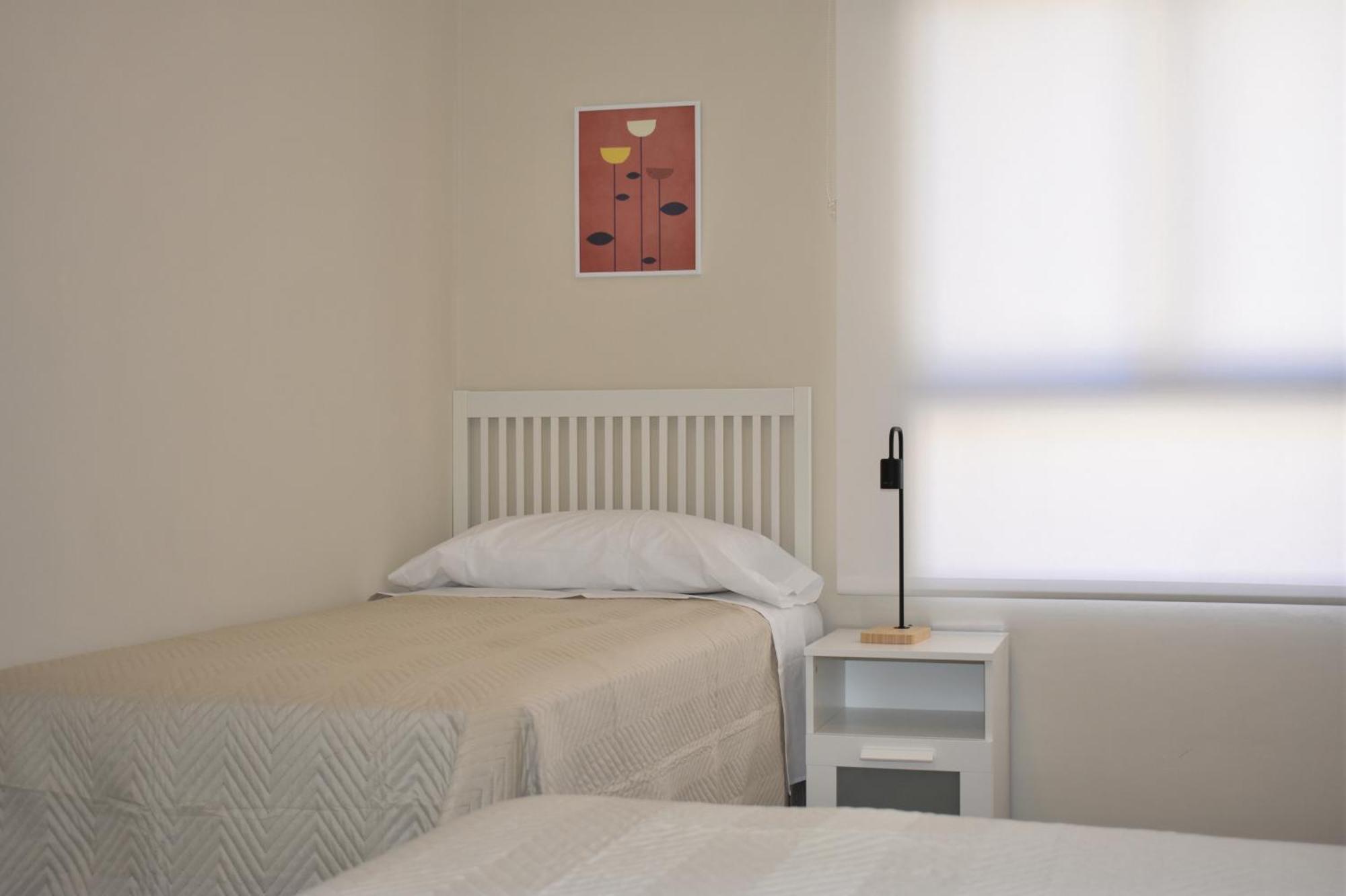 Apartamento En El Centro Con Parking Y Terraza *